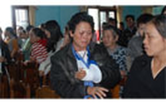 Phiên tòa đẫm lệ