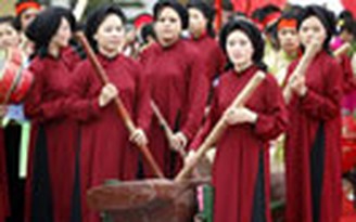Lễ hội Đền Hùng trước “kỳ thi” di sản