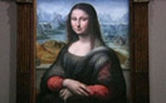 Bản sao tranh Mona Lisa được trưng bày tại Paris