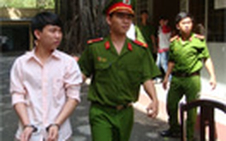 Cướp gà đá, anh em ruột phải vào tù