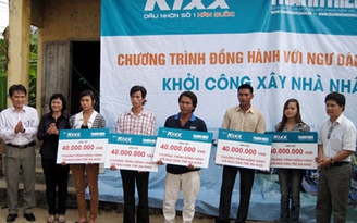 Chương trình “Đồng hành với ngư dân trẻ ra khơi” - Báo Thanh Niên: Vững tâm bám biển