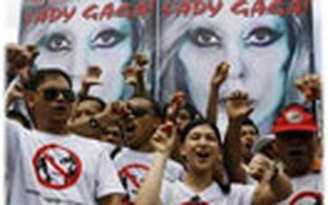 Lady Gaga và chuyến lưu diễn bất ổn