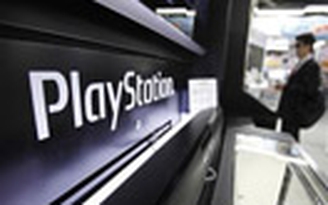 PlayStation 4 trung thành với ổ đĩa quang