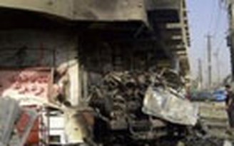 Đánh bom hàng loạt tại Iraq, 62 người chết