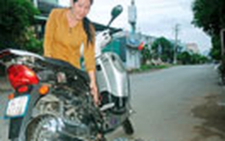 Thêm một xe đang chạy bốc cháy