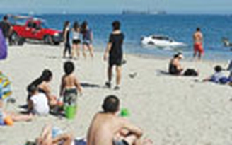 Tắm biển kiểu Mỹ