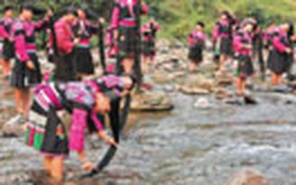 Tóc dài hơn... chân dài