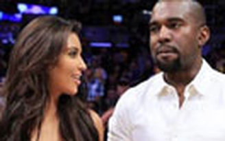Kim "siêu vòng ba” đấu giá 100 đôi giày
