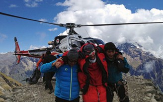 Lở tuyết ở Nepal, 9 nhà leo núi tử nạn