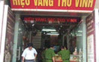 Lừa lấy vàng giữa ban ngày