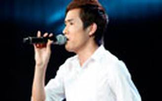Vietnam Idol 2012: Giám khảo lại “cứu” Nguyễn Thanh Hưng