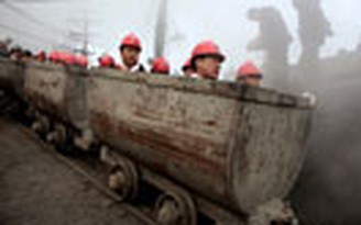 Đứt dây cáp, 13 thợ mỏ Trung Quốc thiệt mạng