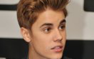 Justin Bieber khóc thương “cô vợ 6 tuổi” qua đời vì ung thư