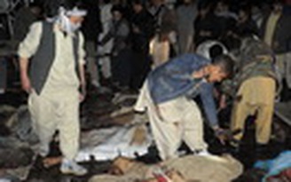Bốn vụ đánh bom trong một ngày ở Pakistan, hơn 100 người chết