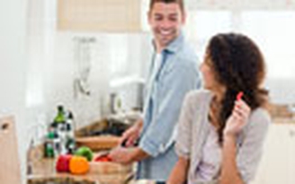Tiền bạc và việc nhà khiến các cặp đôi “hục hặc”