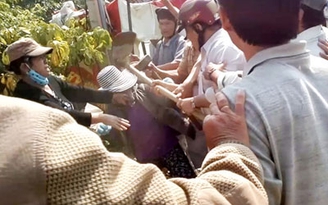 Sở Y tế Kon Tum giải trình vụ Chánh thanh tra dùng cuốc đánh dân