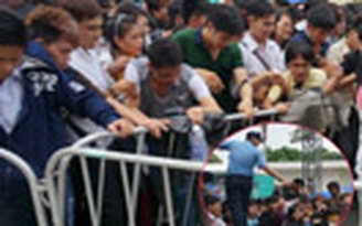 Hàng trăm thí sinh Vietnam Idol chen lấn, xô đổ hàng rào bảo vệ