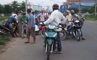 Cờ bạc bịp giữa đường