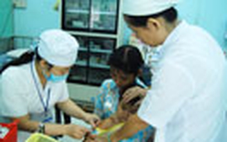 TP.HCM tiêm lại vắc-xin Quinvaxem từ 11.11