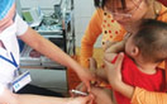 Phản ứng sau tiêm vắc xin Quinvaxem