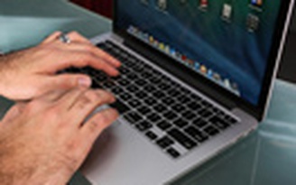 Apple vá lỗi trên Macbook Pro màn hình Retina