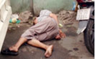 Dân mạng phẫn nộ vụ trật tự đô thị bị tố đánh người bán hàng rong ngất xỉu