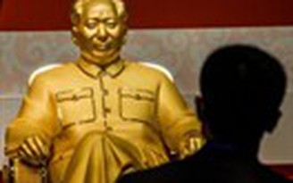 Trung Quốc đặt tượng vàng ròng Mao Trạch Đông vào nhà tưởng niệm