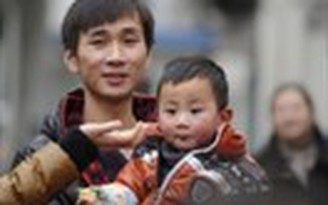 Trung Quốc: Một nông dân tự sát vì chính sách một con
