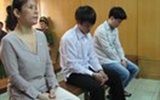 Khống chế con tin trong khách sạn đòi tiền tỉ