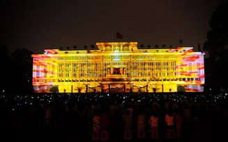Video: Đại tiệc ánh sáng tại Dinh Thống Nhất