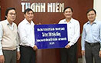 SAMCO ủng hộ 100 triệu đồng cho Quỹ học bổng Nguyễn Thái Bình