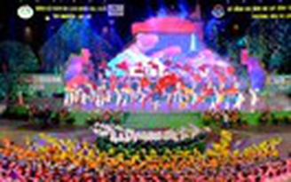 Tuần văn hóa du lịch Đà Lạt: Rực rỡ đêm khai hội