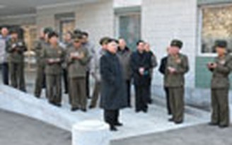 Ông Kim Jong-un thăng hàm tướng cho 48 chỉ huy