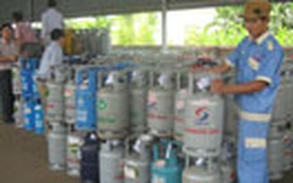 Giá gas giảm 4.000 đồng/bình 12kg