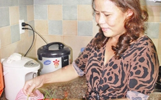 Thầy thuốc hiến máu cứu người