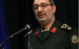 Chỉ huy quân đội Iran được trao quyền "tấn công đáp trả"