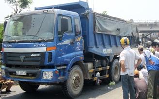 Lại chết người tại “điểm đen” giao thông