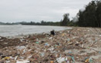 Phú Quốc: Báo động ô nhiễm vùng nước biển gần bờ