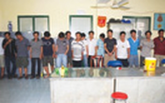 Bắt hàng loạt ổ bạc trong quán cà phê