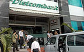 Vietcombank tiếp tục giảm lãi suất huy động và cho vay