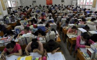 Thuê sát thủ giết chết cha và chị vì bị ép học chăm