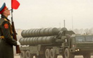 Israel dọa bắn tàu Nga chở tên lửa S-300 đến Syria