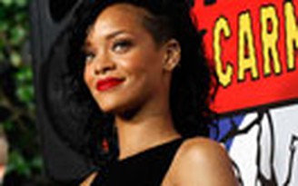Rihanna cũng hát nhép