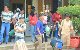 Hối hả vào Nam sau lễ