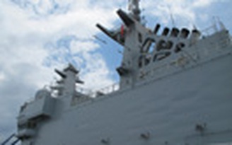 Cận cảnh tàu chiến lớn thứ 2 của Pháp đang thăm Việt Nam