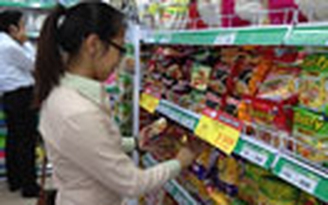 Giảm giá, tặng quà cho khách mua sắm