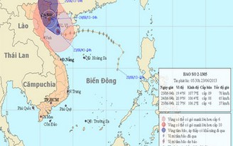 Hải Phòng mang xe thiết giáp đi chống bão