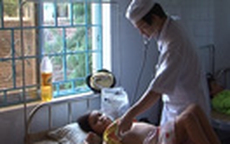 29 người nhập viện sau khi ăn bánh mì