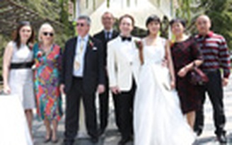 Tác giả 'Búp bê Bắc Kinh' chấm dứt độc thân