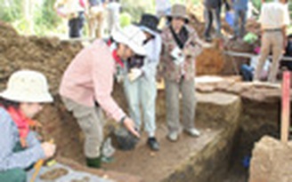 Tiếp tục khai quật thành cố Trà Kiệu vào tháng 8